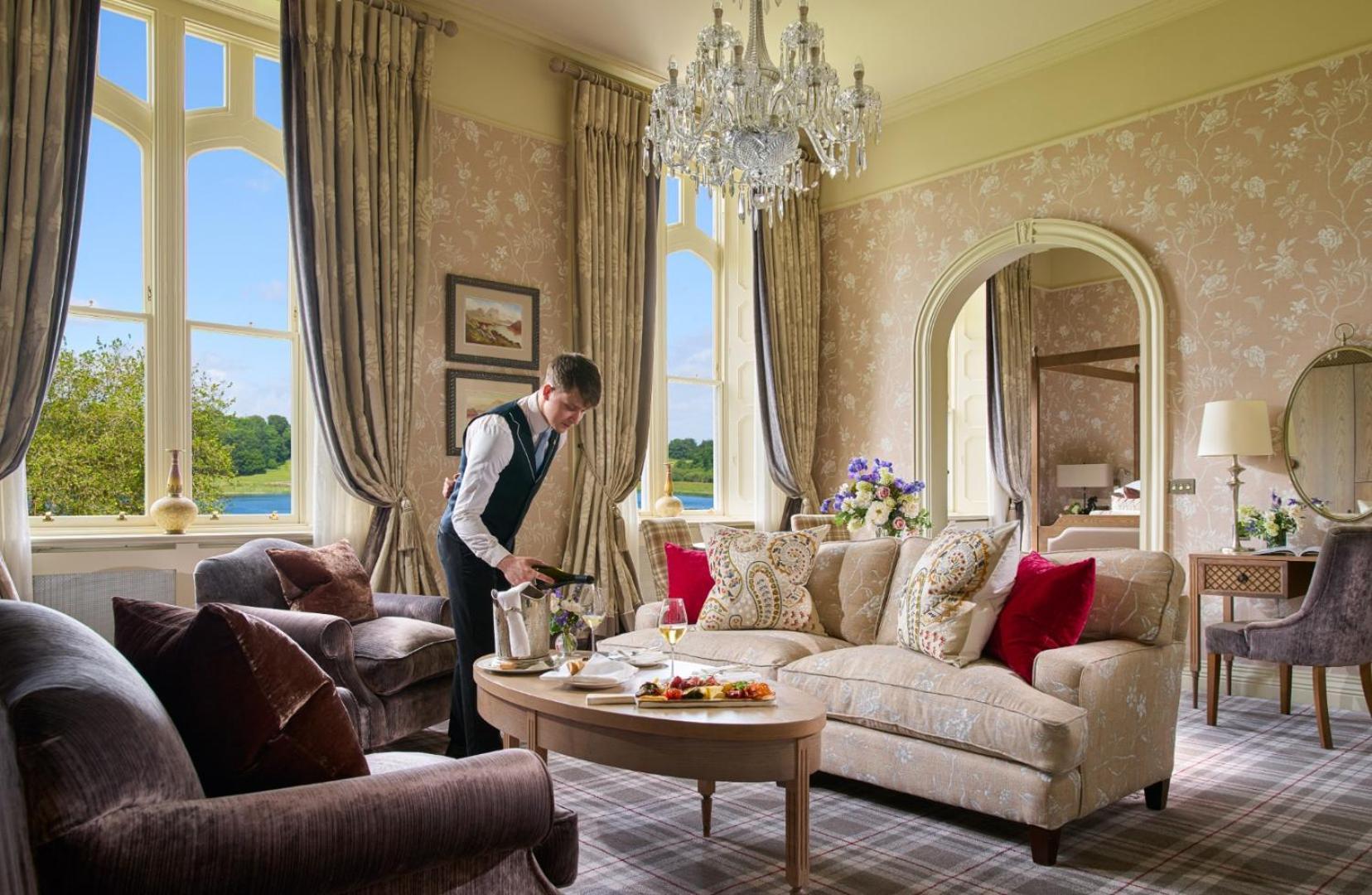Dromoland Castle Hotel Newmarket-on-Fergus Exterior photo
